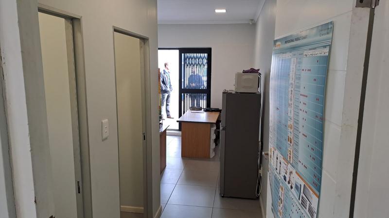 To Let commercial Property for Rent in Cotswold Eastern Cape